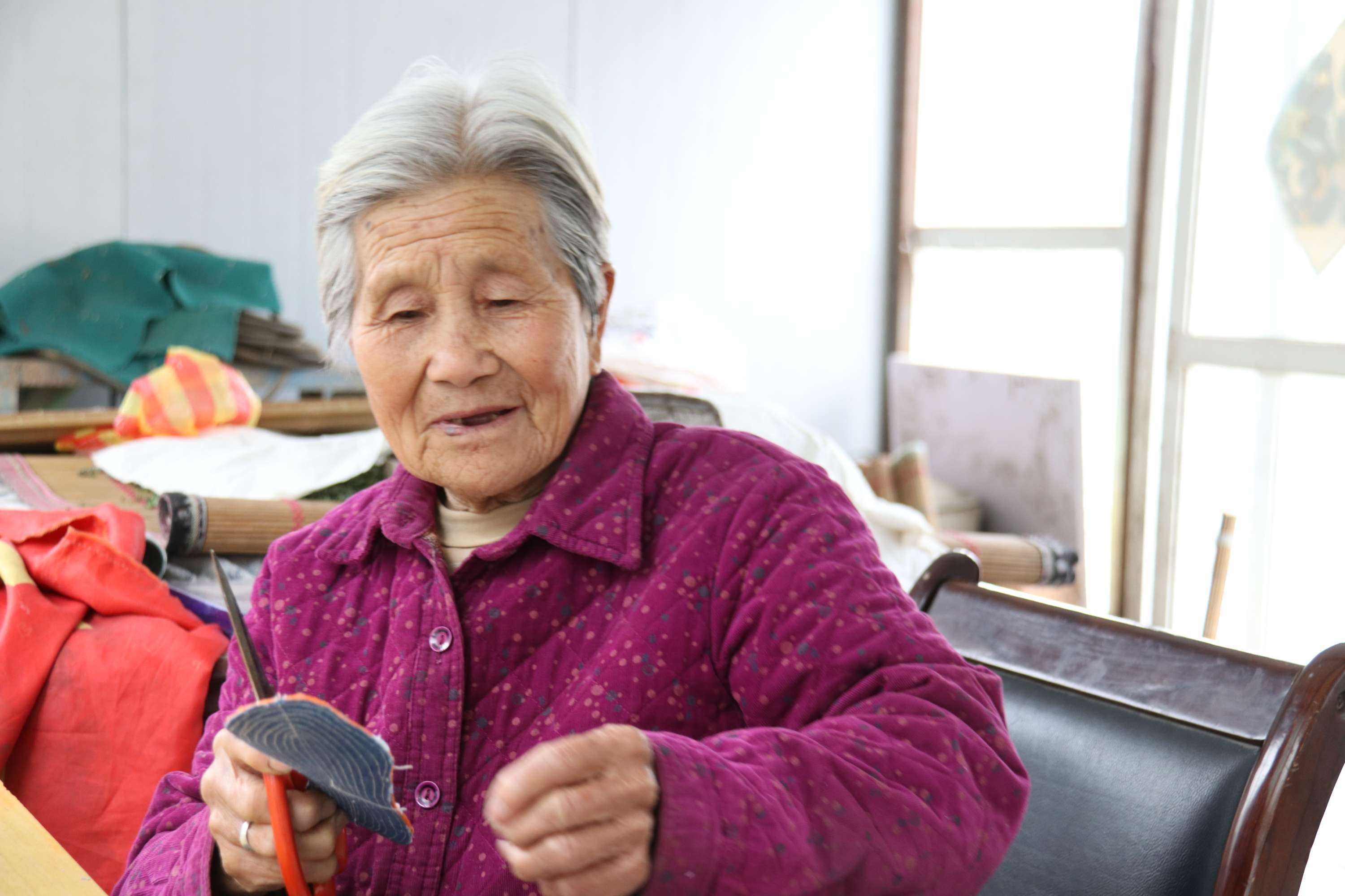 养生堂92岁的奶奶长寿秘诀(北京卫视养生堂百岁老人长寿秘诀二)