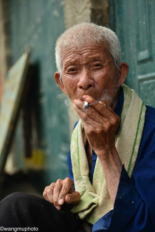 长寿秘诀抽烟喝酒美(长寿秘诀抽烟喝酒笑话)