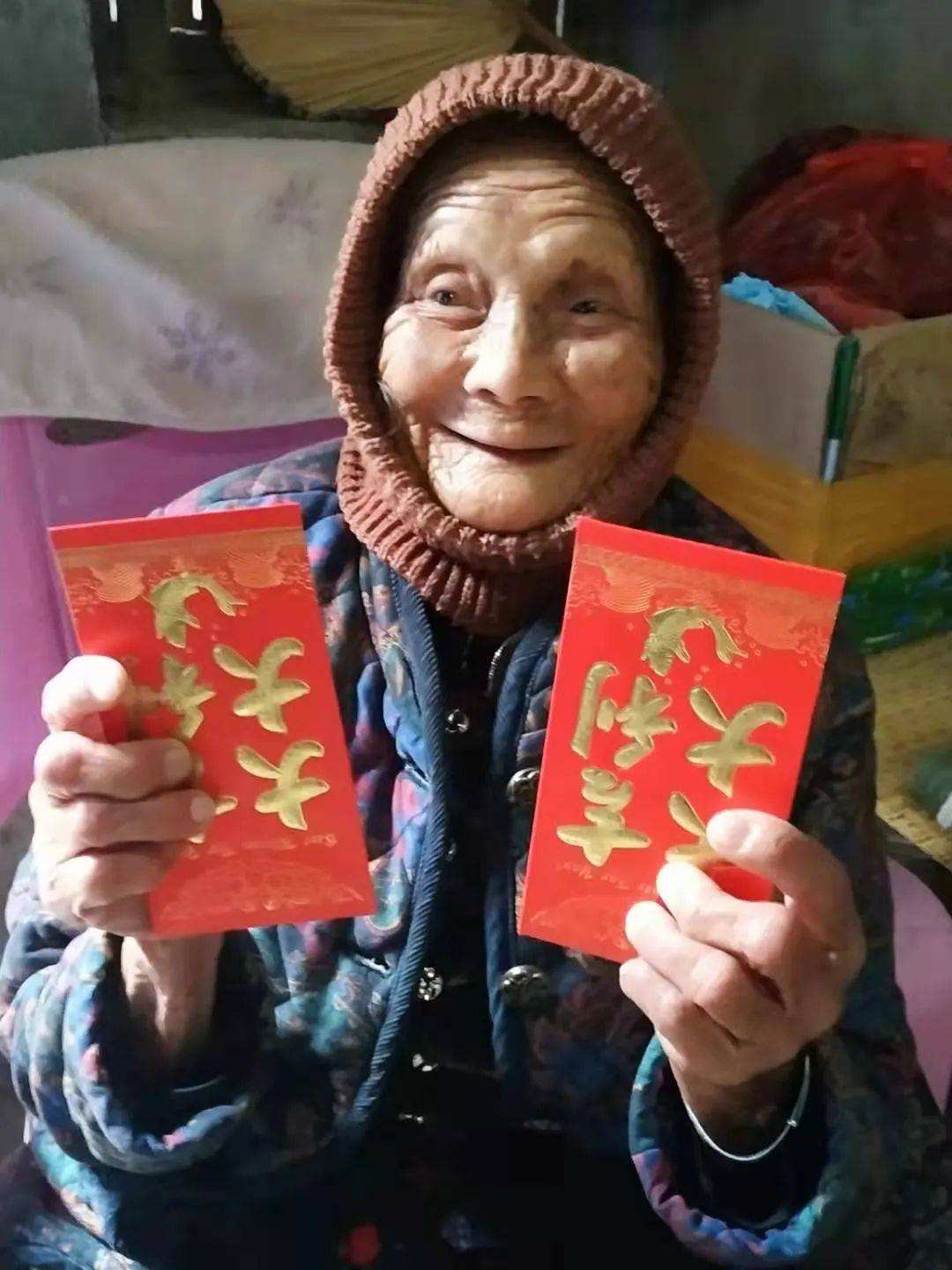 93岁老太太说长寿秘诀(109岁老人透露长寿秘诀)