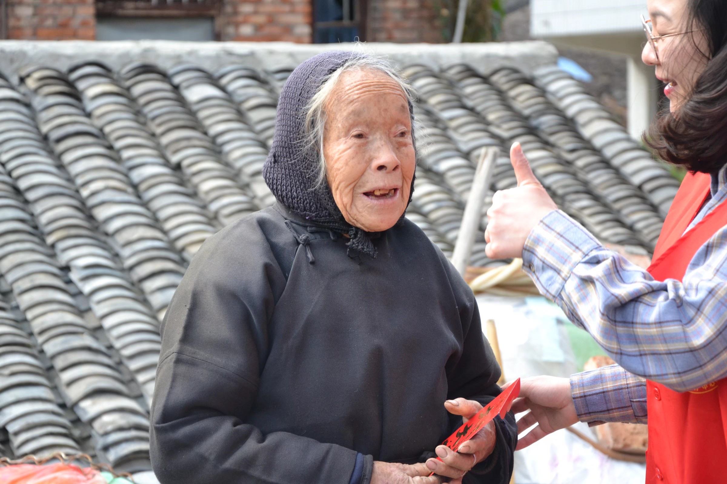 102岁老妇长寿秘诀(102岁老太太长寿秘诀)