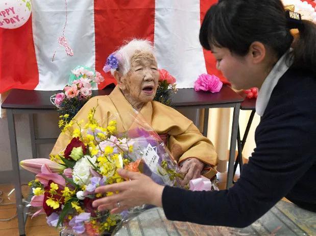 一个日本女人长寿的秘诀(日本女人长寿的秘诀是远离男人)